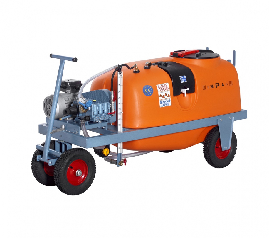 高压新型打药车